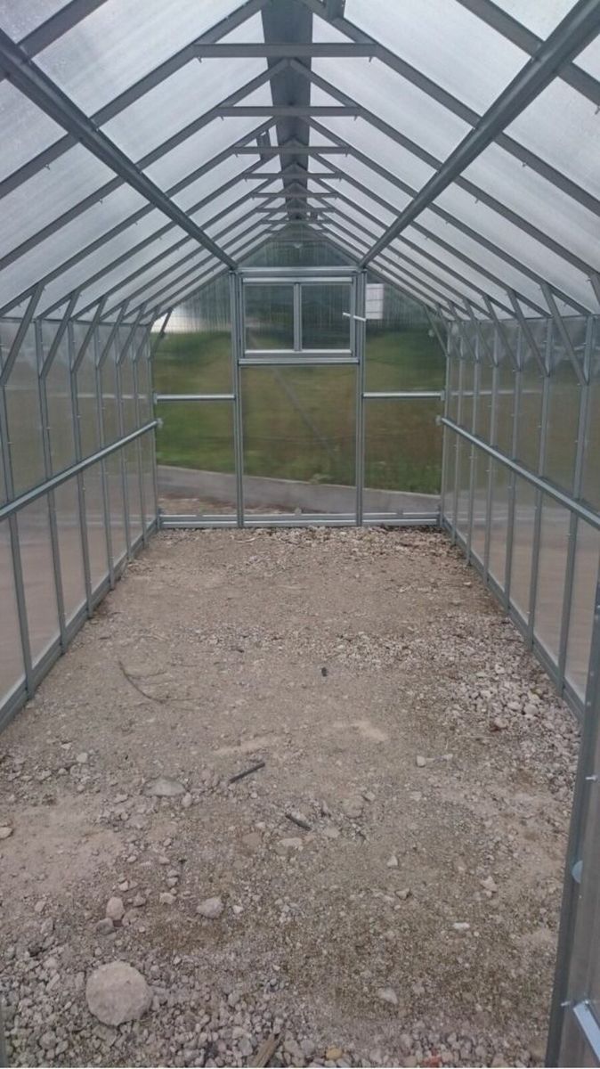 Polycarbonate Greenhouse "House" (6mm sheeting) Arches 50cm apart