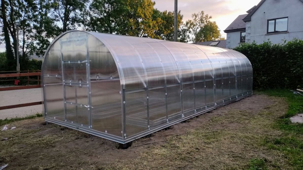 Polycarbonate Greenhouse "ARC 2" Arches 66cm apart