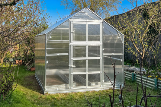 HOUSE Polycarbonate Greenhouse